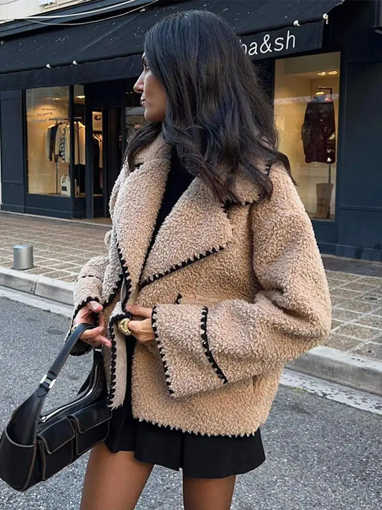 Manteau Ruby Luxe – Vêtements d'extérieur élégants et sophistiqués pour femmes