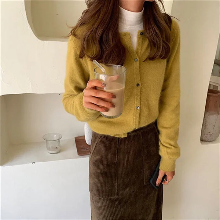 Cardigan Giana Cute – Tricot doux et élégant pour toutes les occasions 
