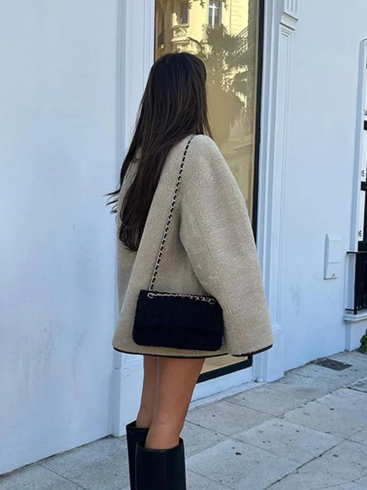 Veste en laine Grace – Un vêtement d'extérieur élégant et chaud pour toutes les occasions