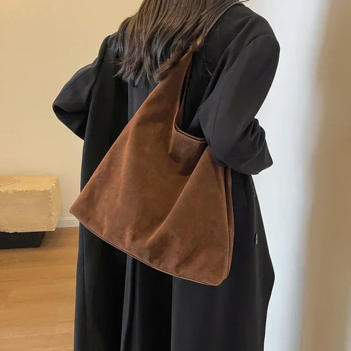 Sac fourre-tout en daim Nora – Sac à main doux et élégant au quotidien