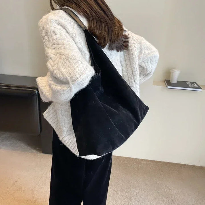 Sac fourre-tout en daim Nora – Sac à main doux et élégant au quotidien