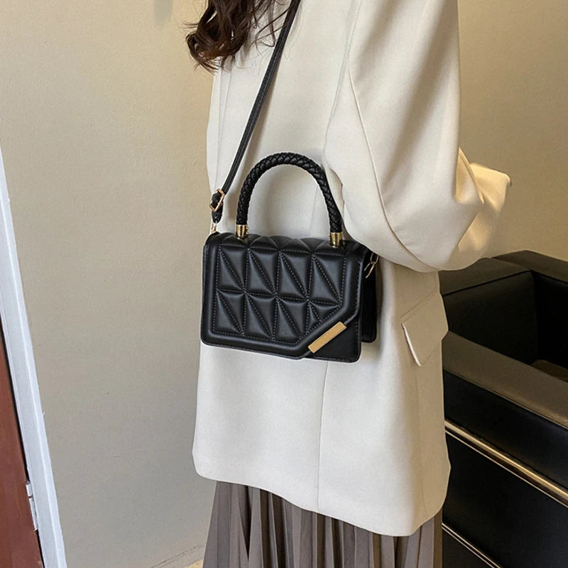Camille Quilted Crossbody – Stylish and Trendy Shoulder Bag