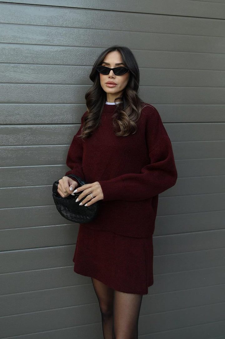 Ensemble tricot Amy – Tenue chic et confortable avec haut et jupe assortis pour femme