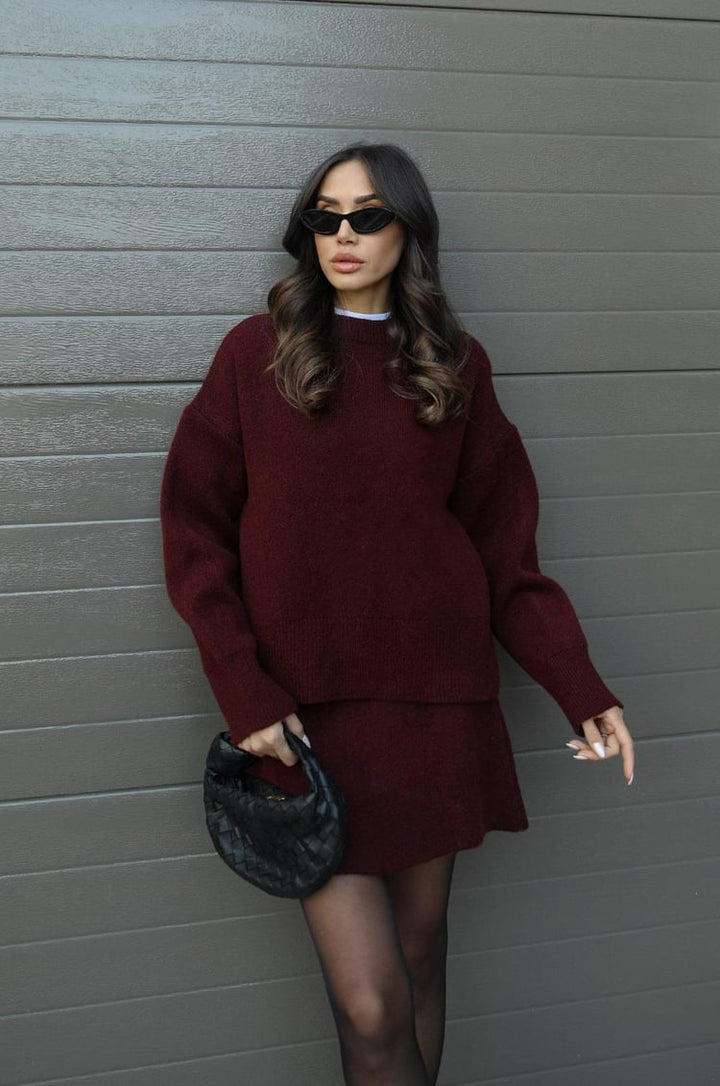 Ensemble tricot Amy – Tenue chic et confortable avec haut et jupe assortis pour femme
