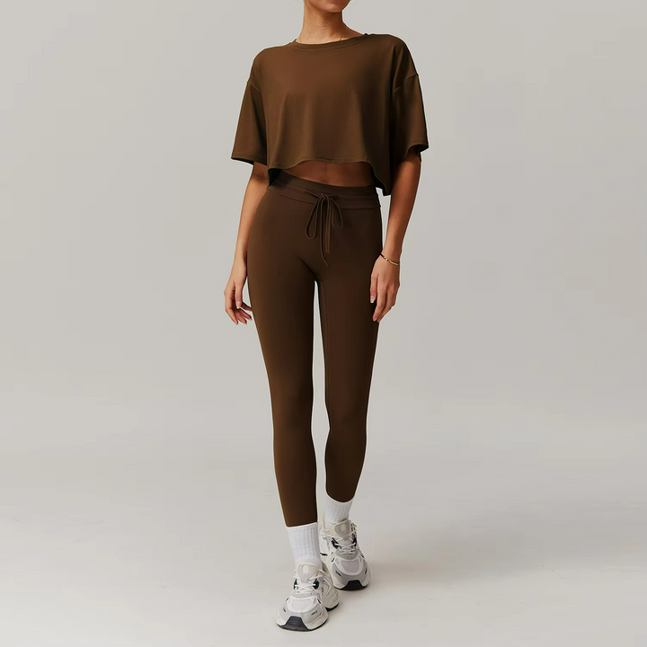 Cléo Ensemble Pilates – Haut Court Stylé, Leggings Confortables, Tissu Respirant