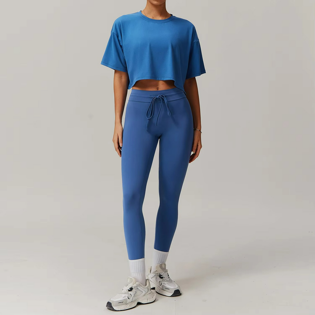 Cléo Ensemble Pilates – Haut Court Stylé, Leggings Confortables, Tissu Respirant