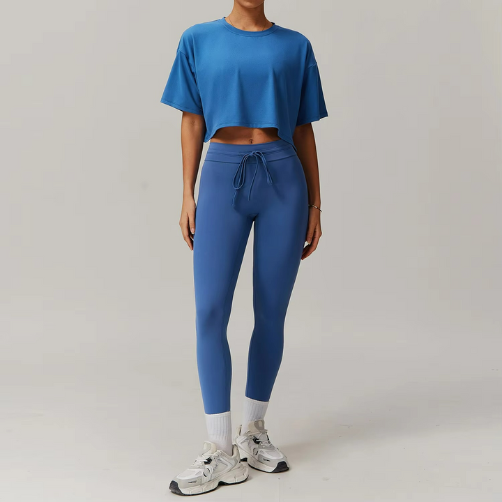 Cléo Ensemble Pilates – Haut Court Stylé, Leggings Confortables, Tissu Respirant