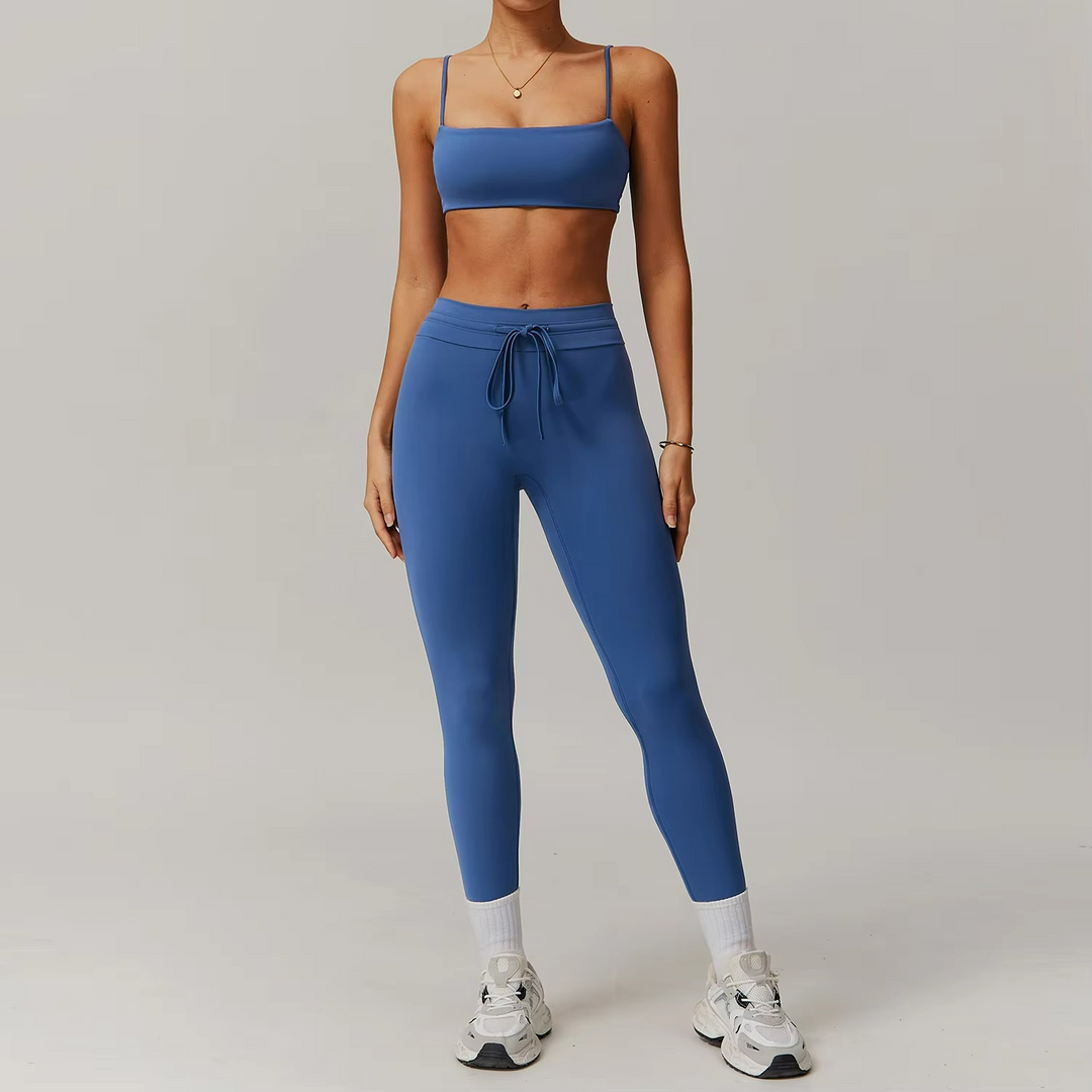 Ensemble FlexEase Zeraya – Crop Top et Leggings Élégants