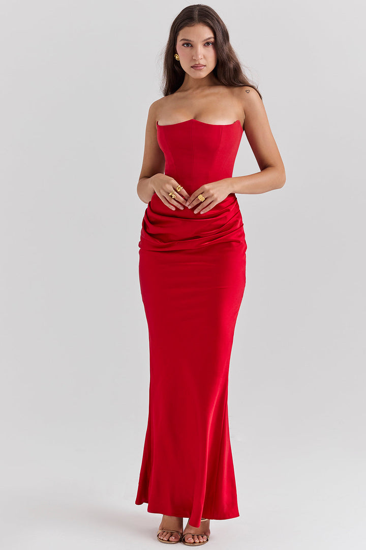 Clara Strapless Dress – Elegant and Flattering Tube Dress for Women