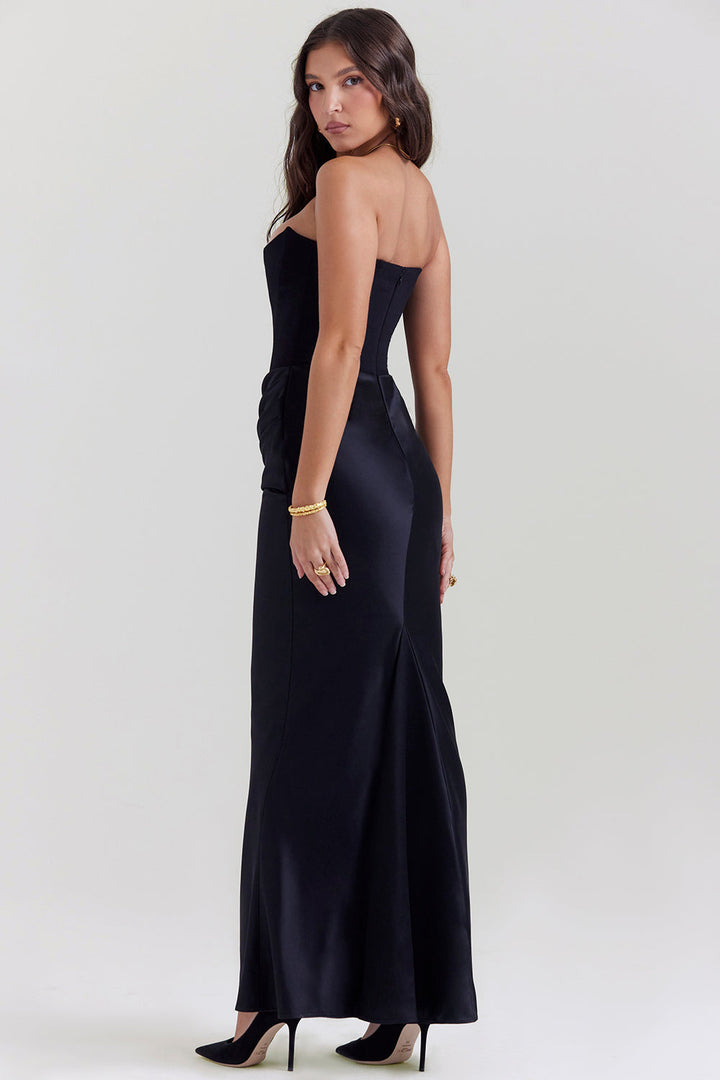 Clara Strapless Dress – Elegant and Flattering Tube Dress for Women