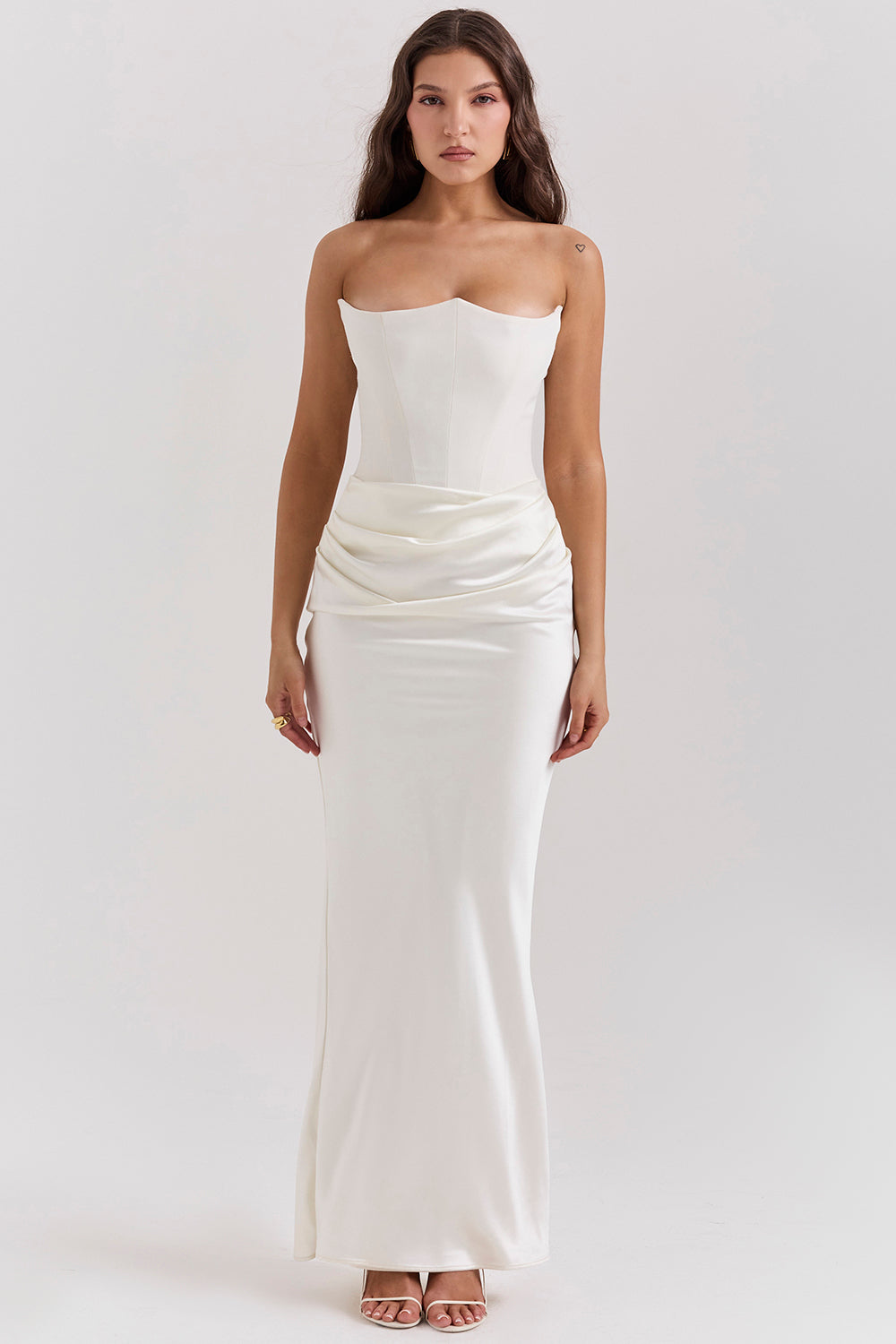 Clara Strapless Dress – Elegant and Flattering Tube Dress for Women