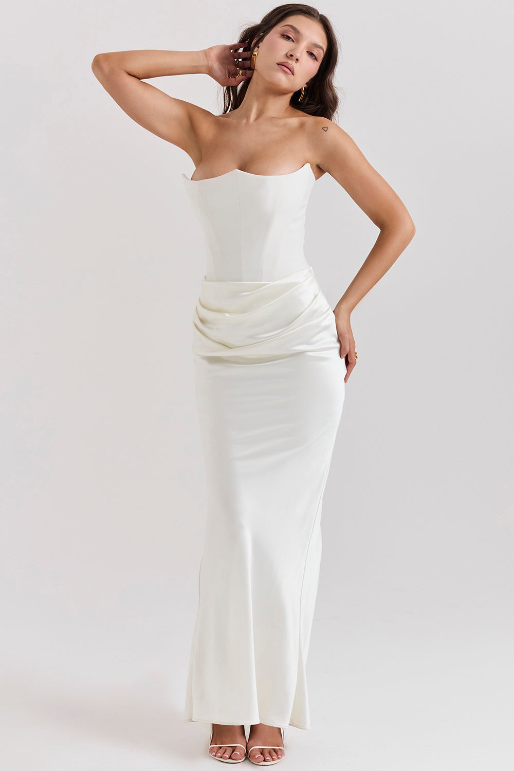 Clara Strapless Dress – Elegant and Flattering Tube Dress for Women
