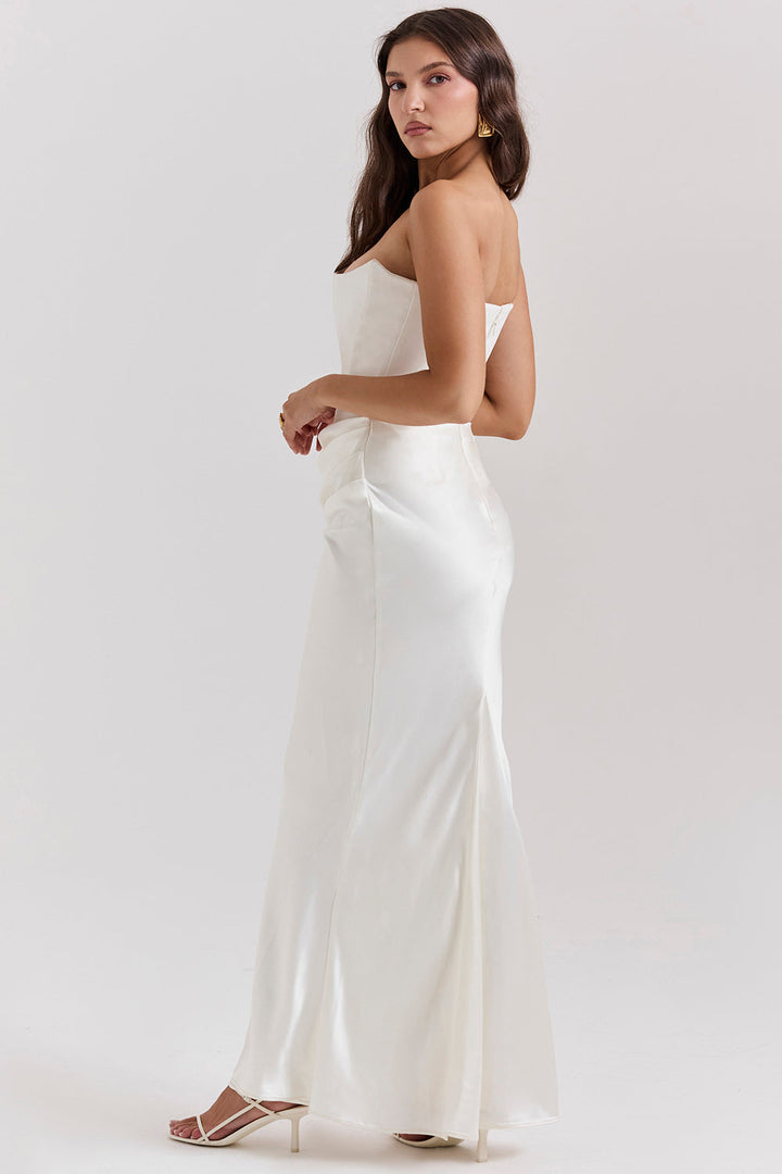 Clara Strapless Dress – Elegant and Flattering Tube Dress for Women