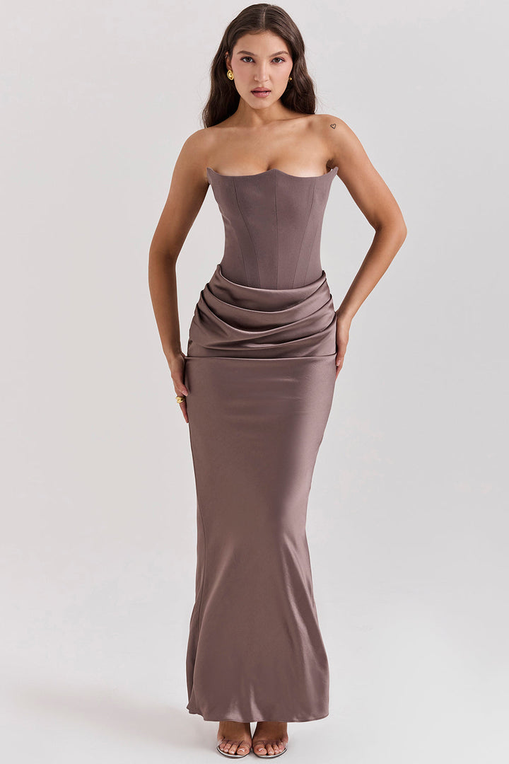 Clara Strapless Dress – Elegant and Flattering Tube Dress for Women