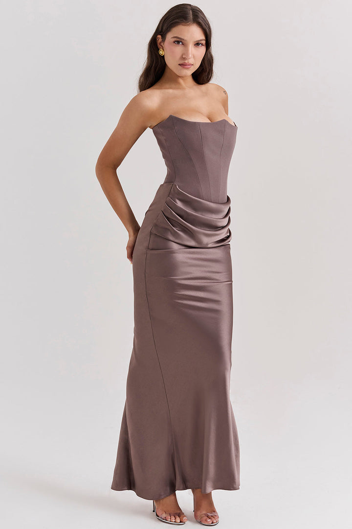 Clara Strapless Dress – Elegant and Flattering Tube Dress for Women