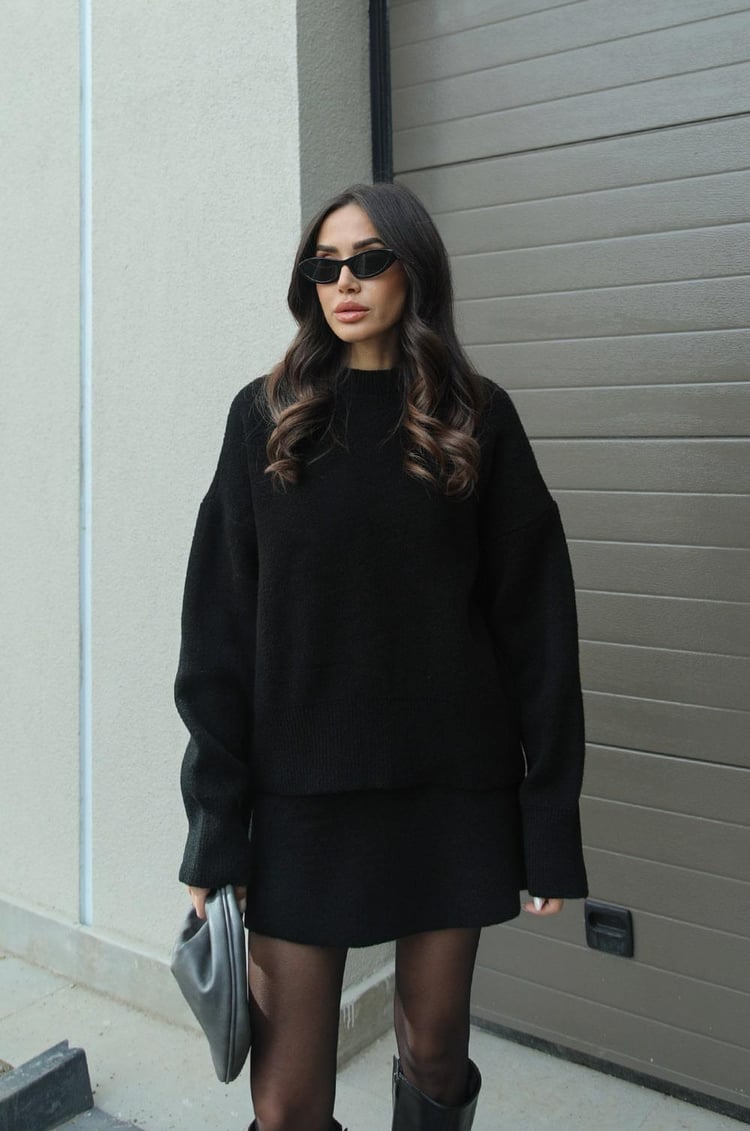 Ensemble tricot Amy – Tenue chic et confortable avec haut et jupe assortis pour femme