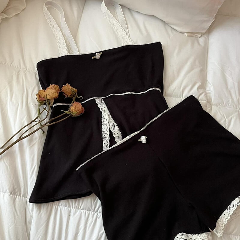 Selene Lace Loungewear Set – Elegant Breathable Silk-Blend Nightwear